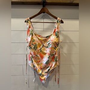 Hurley Floral Tie-side Swim suit- women’s XXL